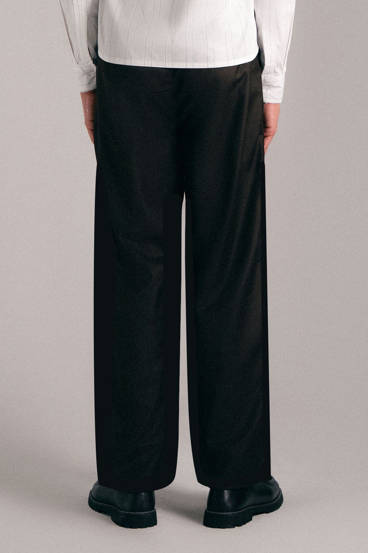 MOCHA RELAXED-FIT STRAIGHT-LEG TROUSERS