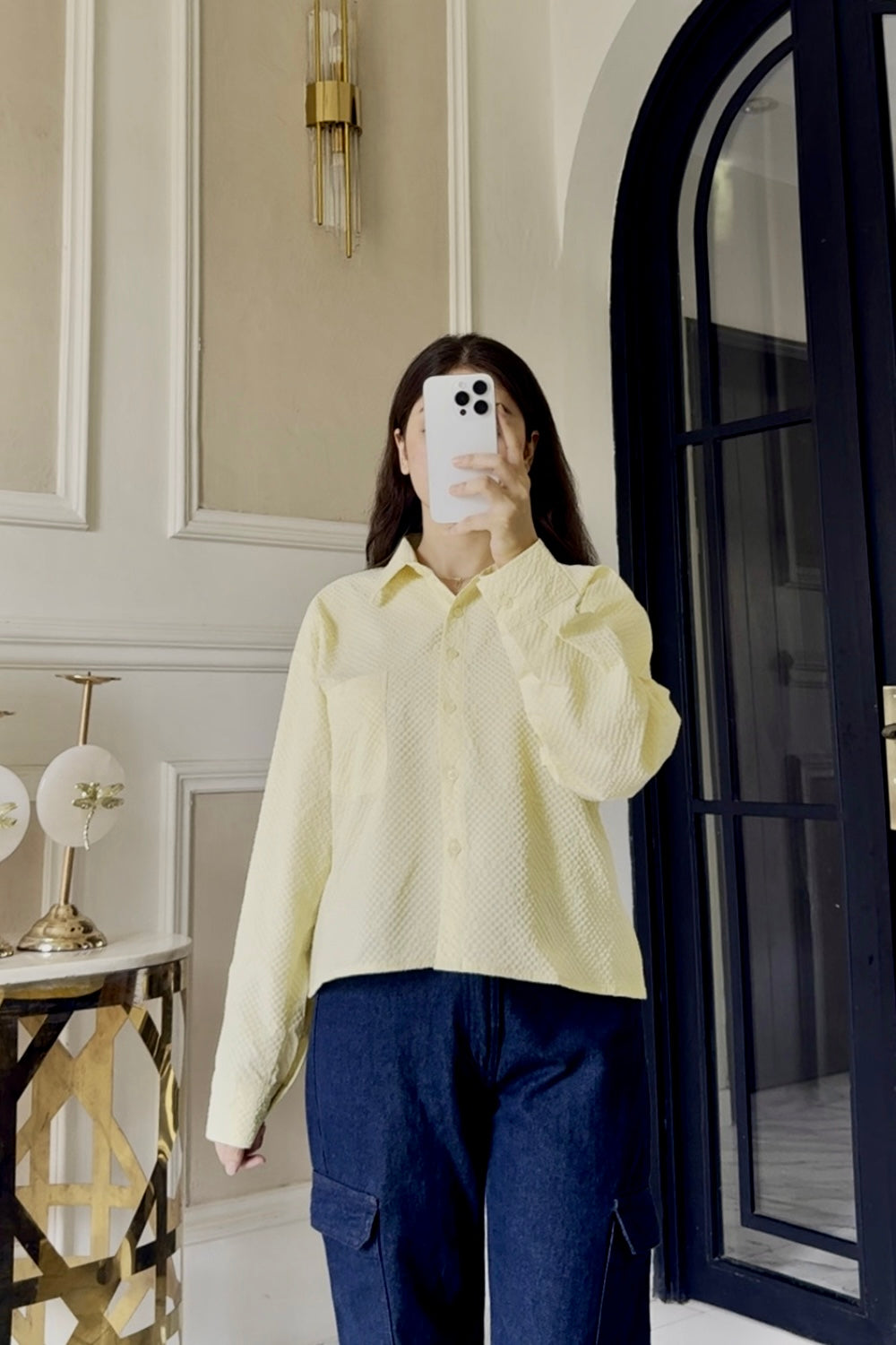 THE CROPPED BUTTON-DOWN