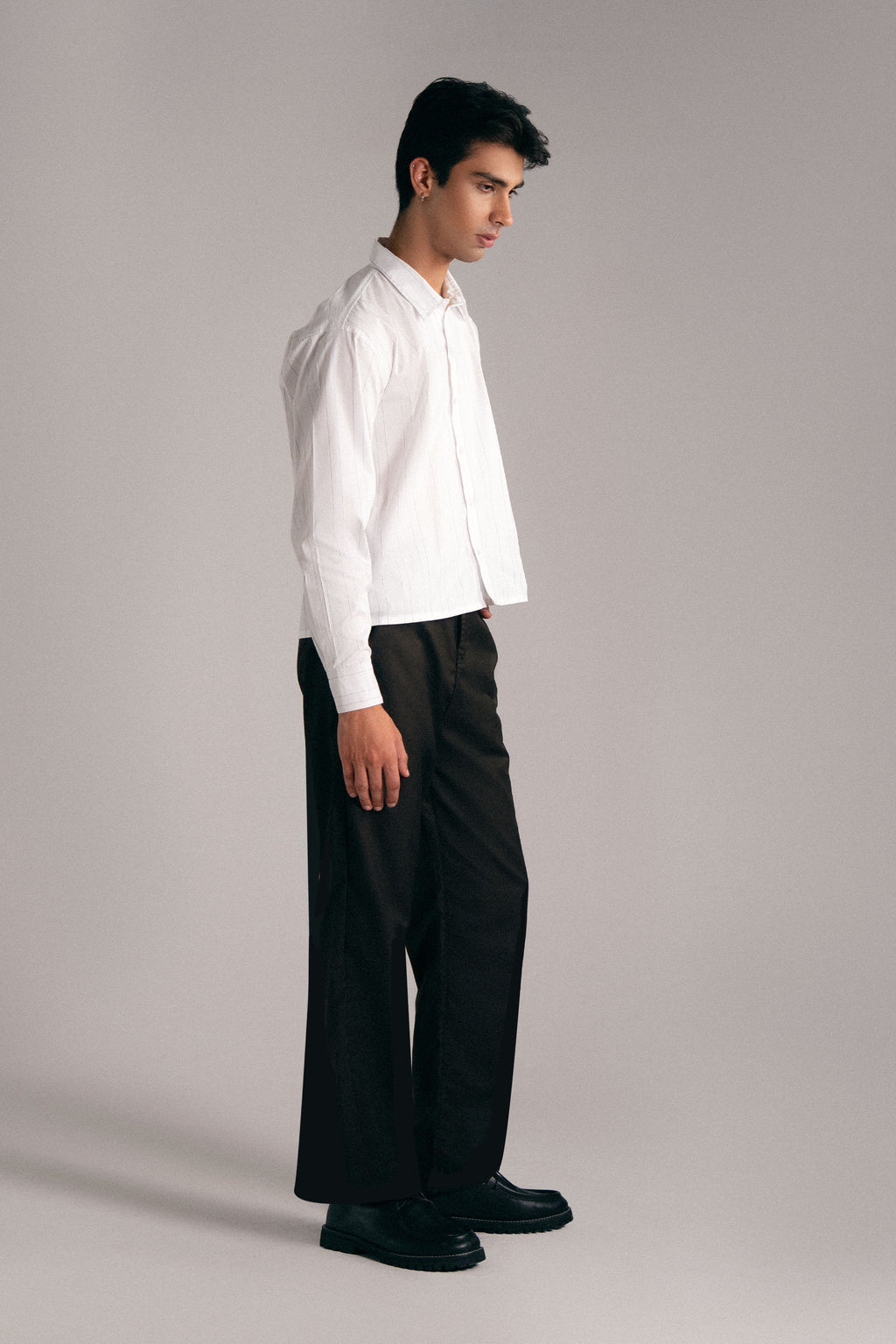 MOCHA RELAXED-FIT STRAIGHT-LEG TROUSERS
