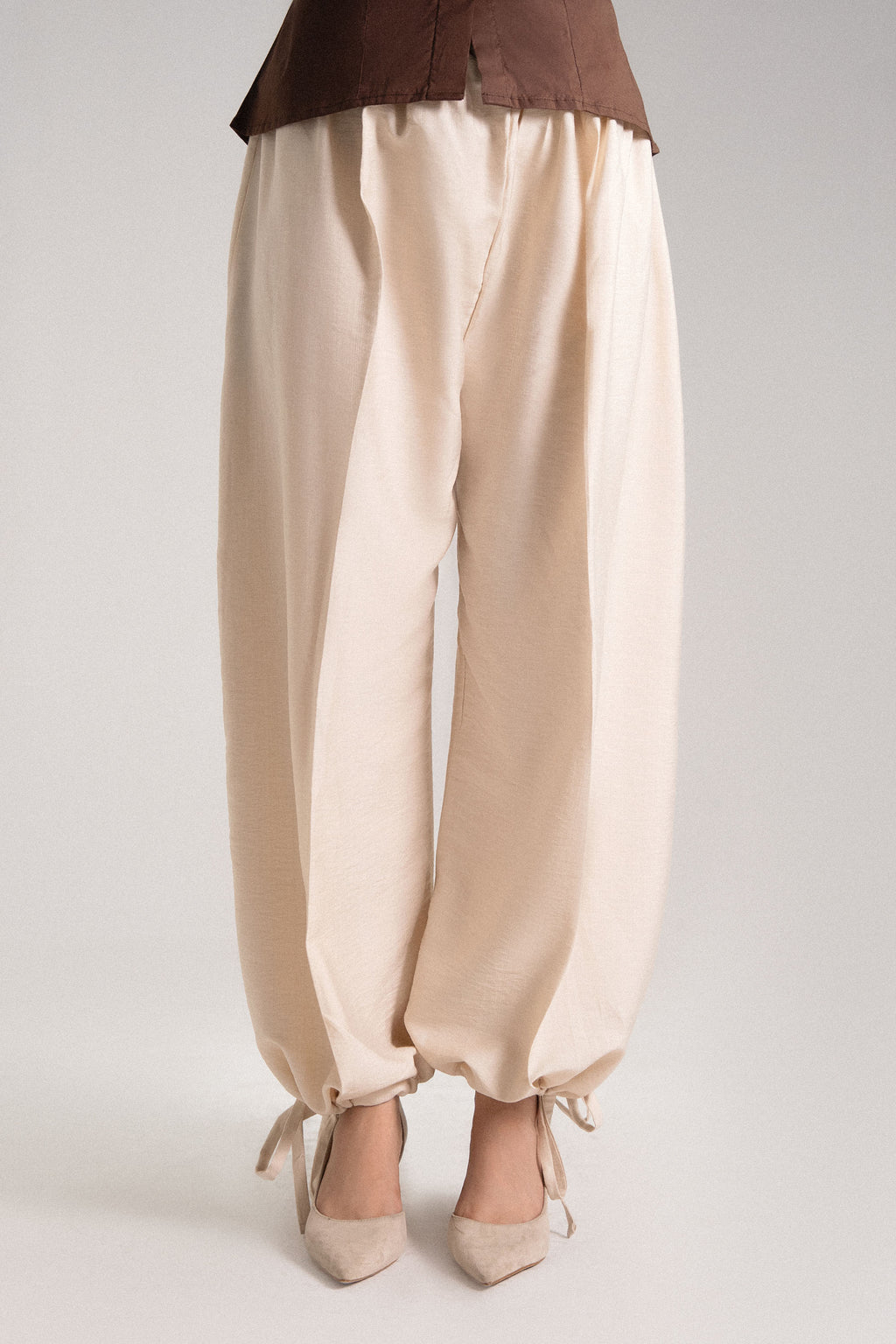 PLEATED BALLOON PANTS